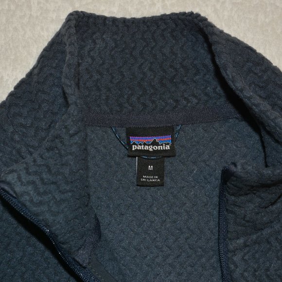 Patagonia R1 Air Zip-Neck Pullover in Smolder Blue - Size M - Picture 7 of 11